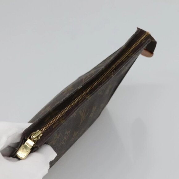 LOUIS VUITTON Monogram Poche Toilette 15 Pouch - Picture 5 of 16